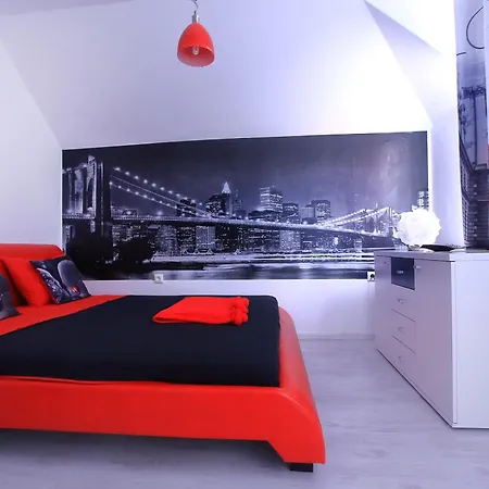 Red Fashion With Free Parking&pool Balchik